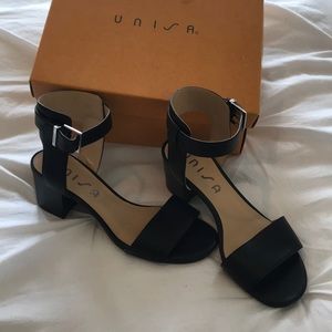 Unisa women’s two strap 2 inch block heel